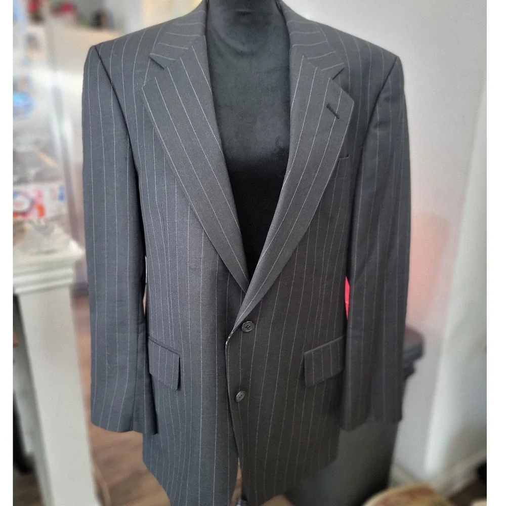 Jos A. Bank Men's Wool Pinstripe‎ Blazer Charcoal Gray Button & Dress Pants Suit